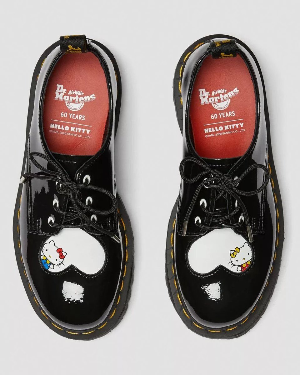 lovesickdoe's tweet photo. hello kitty doc martens https://t.co/4axbUroN8k