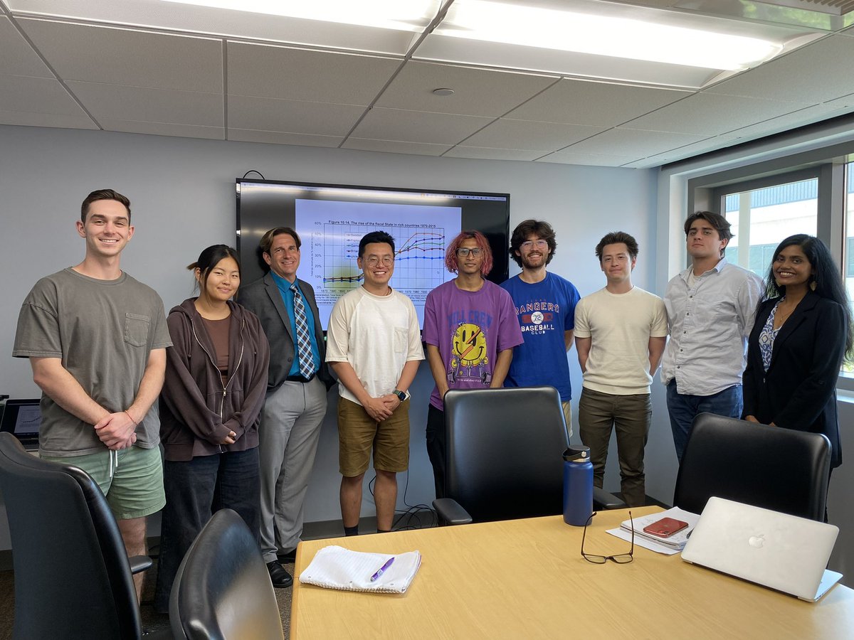 SDSUCHEPS's tweet photo. Thanks to the @UWMadison Retirement and Disability Research Center for supporting our first joint CHEPS-ECON Social Insurance Research Workshop! Lots of learning about Social Security Administration (SSA)-related research on retirement and disability policy. https://t.co/490zSxj0PR