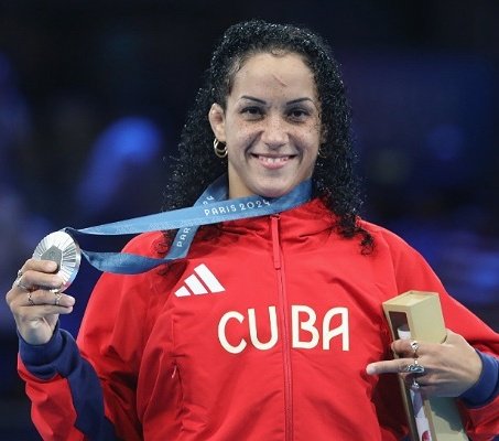 jit_digital's tweet photo. Yusneylis y Rosillo se suben al podio de las luchas en #Paris2024
Los gladiadores de la Isla han aportado tres medallas a la cosecha de la delegación. #CubaInspira
https://t.co/CzSl4xmMCw https://t.co/qnsJWJbpd9