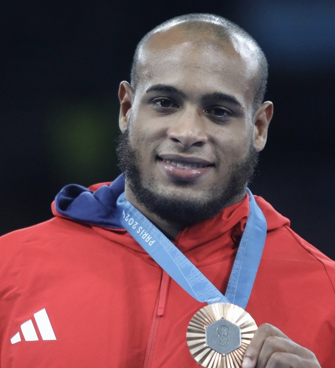 Yusneylis y Rosillo se suben al podio de las luchas en #Paris2024
Los gladiadores de la Isla han aportado tres medallas a la cosecha de la delegación. #CubaInspira
jit.cu/NewsDetails.as…