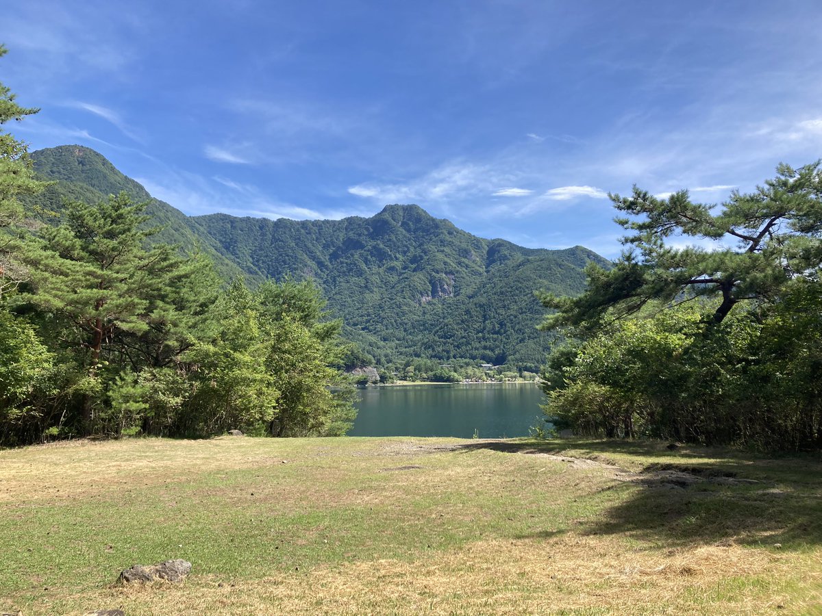 picafujisaiko's tweet photo. 8月8日(木)
営業中！
空きあります！
天気予報:晴れ→曇り→雨→晴れ
降水確率:50%
30℃/21℃

途中雨が降ったり止んだりすると思いますが概ね晴れでしょう！
今日は比較的涼しいので快適に過ごせそうです！ https://t.co/CHwup3NxDc