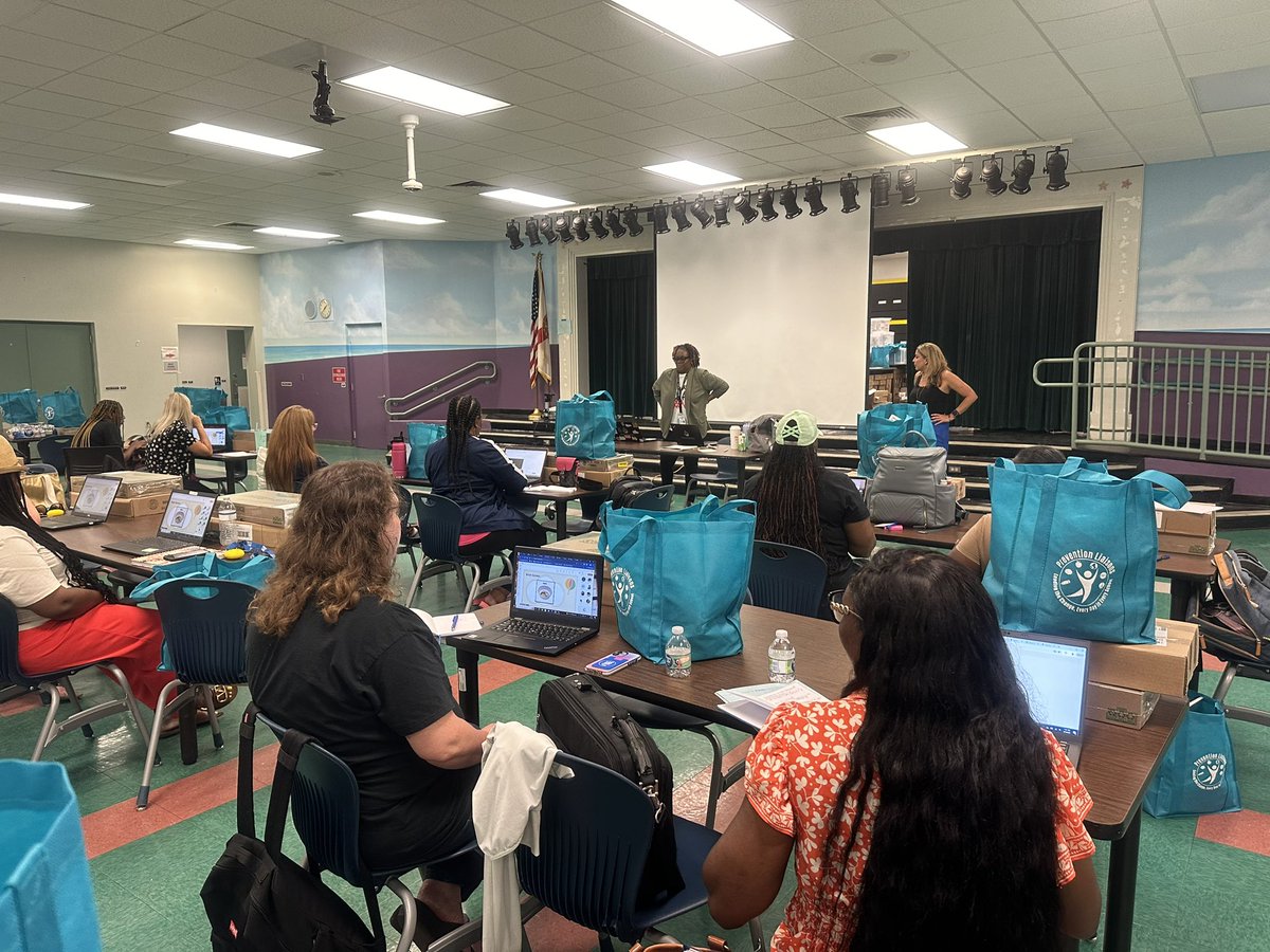 BCPSPC's tweet image. Loved kicking off the school year with our Peer Counseling teachers and amazing prevention program guest speakers! #leadingthechange #peercounseling #choosepeace #thinkb4upost #lifeskillsandwellness