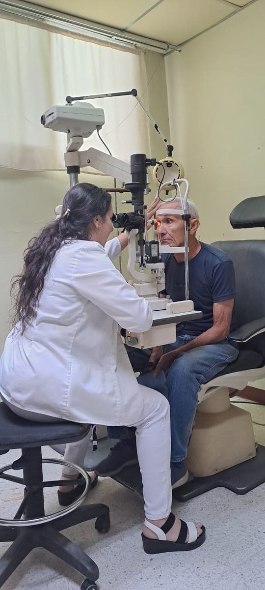 #7Ago El CORA vuelve a pintar de colores la visión de los venezolanos ciudadmcy.info.ve/?p=289374  @nicolasMaduro <a href="/Soykarinacarpio/">Karina Carpio</a> <a href="/MagaGutierrezV/">Magaly Gutiérrez Viña</a>
<a href="/DraShirleySalud/">Dra. Shirley Hernández</a> <a href="/Ciudadmcyofic/">Ciudad MCY Oficial</a>