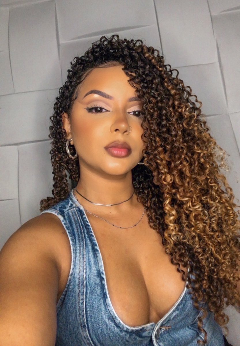Chelle🔥 (@oliveiiramih) on Twitter photo 