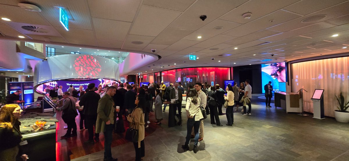 SeismicJDW's tweet photo. Filling up! https://t.co/ZuUM8yPsX6
