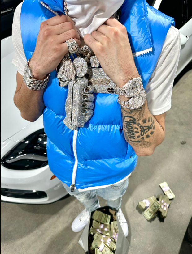 IotCyber's tweet photo. Cybercrime Rapper Sues Bank over Fraud Investigation: In January, KrebsOnSecurity wrote about rapper Punchmade Dev, whose music videos sing the praises of a cybercrime lifestyle. That story showed how Punchmade's social media profiles promoted… https://t.co/aX4d8W8sNx https://t.co/7dQJuPZome