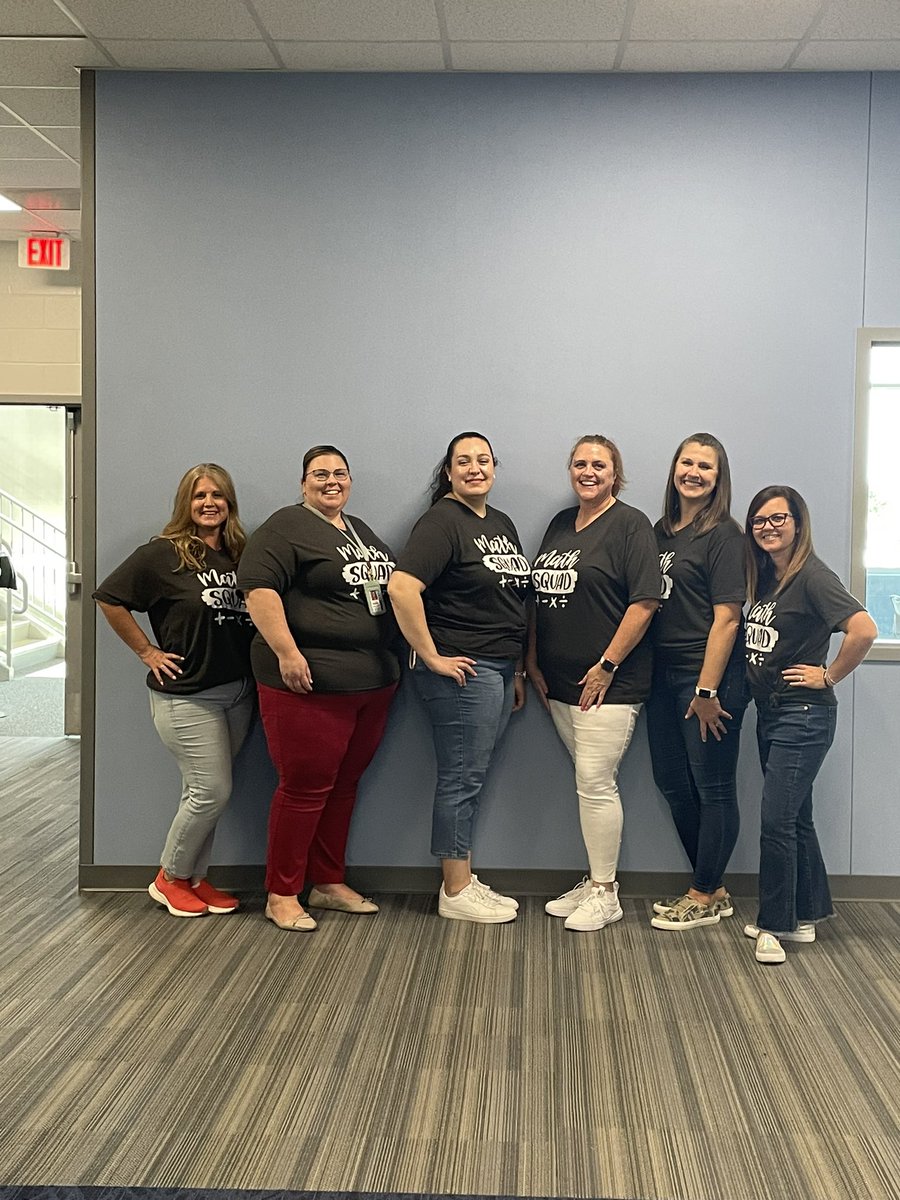 What a math-tastic 2 days back with our junior high math community in <a href="/katyisd/">Katy ISD</a>! So excited to see them in action this year!  Question: How long do your arms have to be to take a decent selfie? Ans: longer than mine. #katymodelsmath @rachelrice <a href="/VenessaArruti/">Venessa Arruti, M.Ed.</a>