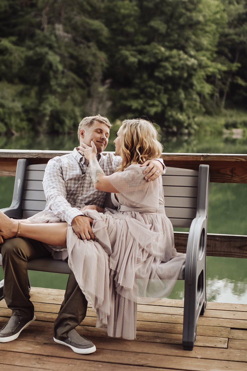 Haley_Renee31's tweet photo. Engagement pics final edits❤️❤️ https://t.co/gpg9Kp2Zrb