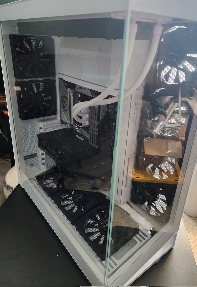 Mokog (@themokog) on Twitter photo Always invest in the tools of your trade. Quality is always beautiful. Your work deserves great tools.
And if it can play games too, well that is a bonus!
<a href="/CLXGaming/">CLX Gaming</a> Always invest in the tools of your trade. Quality is always beautiful. Your work deserves great tools.
And if it can play games too, well that is a bonus!
<a href="/CLXGaming/">CLX Gaming</a>