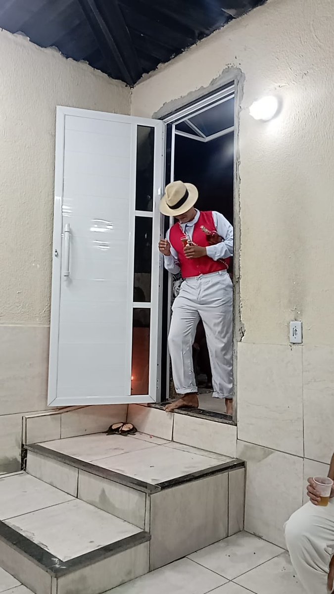 Que Zé Pelintra me proteja daquilo que não posso ver!