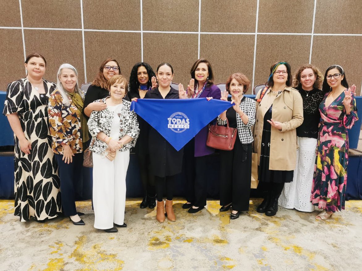 Juezas, magistradas, periodistas, académicas y activistas cerramos filas en torno a la Reforma Judicial, por el Derecho Humano al acceso a la justicia. 
<a href="/TodasMx/">Todas México</a> presentes.