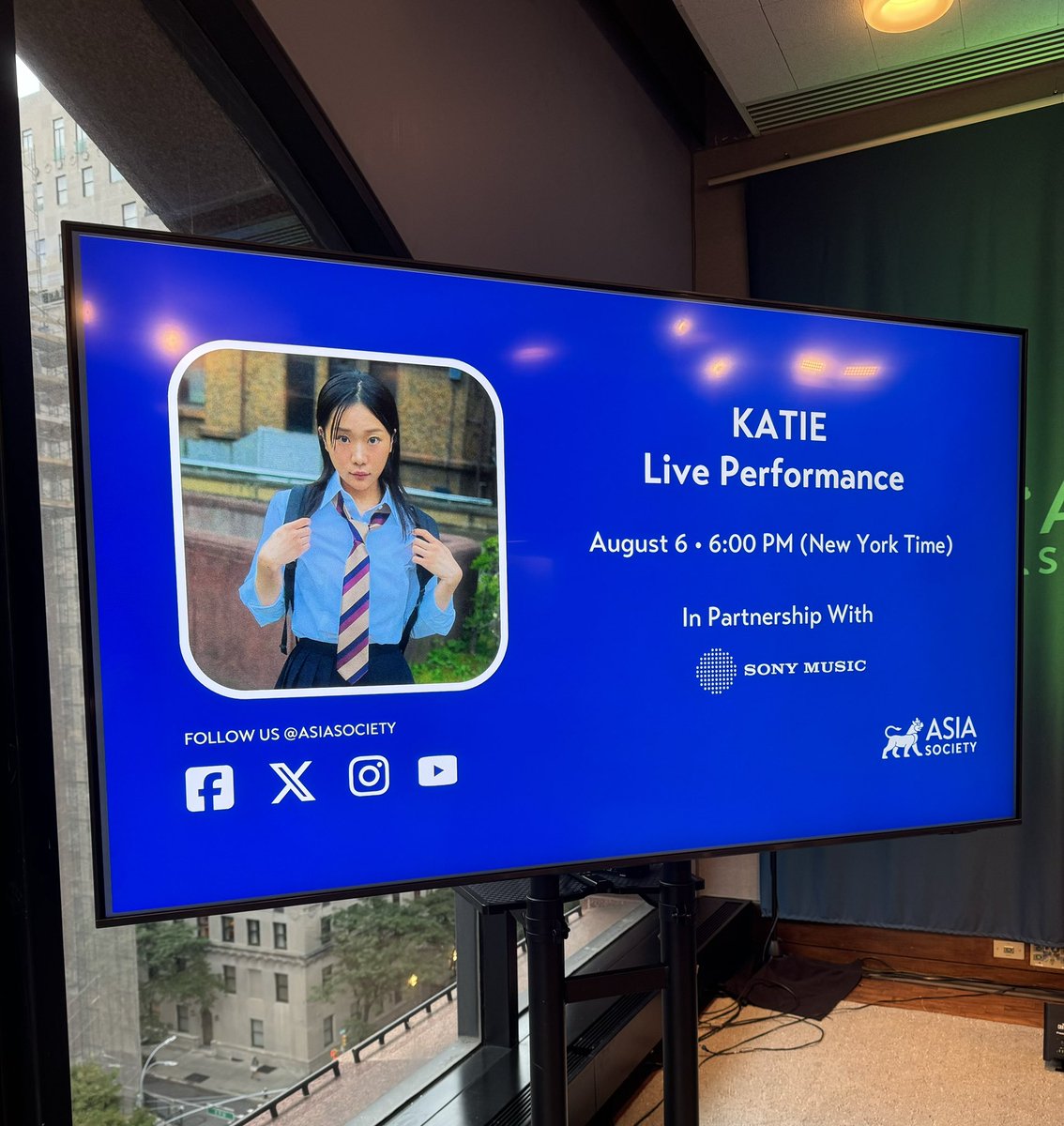 AsiaSoc9Prez's tweet photo. Thrilled to have brought K-pop energy to @AsiaSocietyNY with #KATIE’s live performance. Many thanks to @SonyMusicEnt for this collaboration to create more opportunities to introduce rising Asian pop artists in the global music scene! https://t.co/nhOZXmbLpx