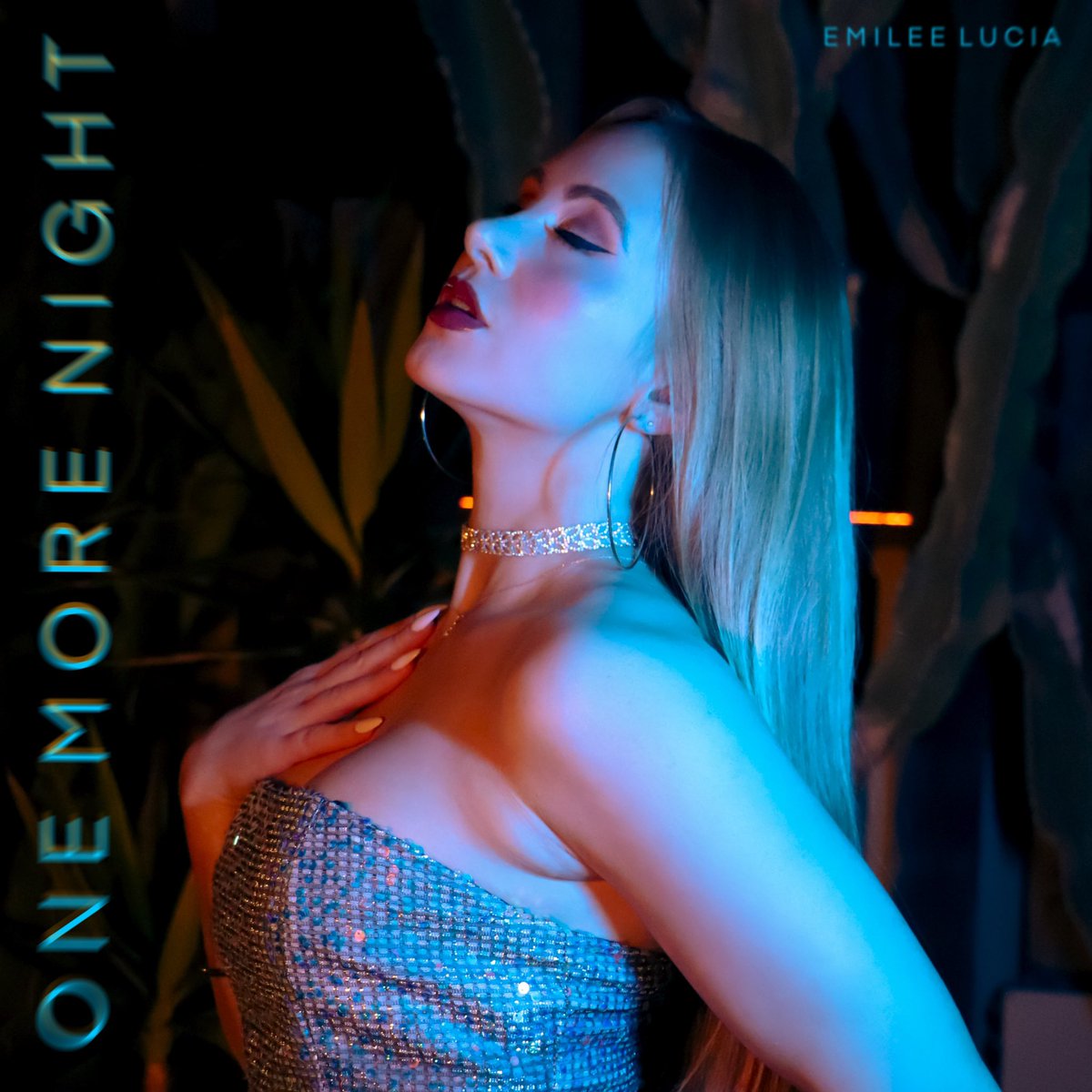 my summer single ONE MORE NIGHT🌙 OUT NOW on all platforms 🫶🏼

🎧 listen here: lnkfi.re/onemorenight-e…

#NewMusic
