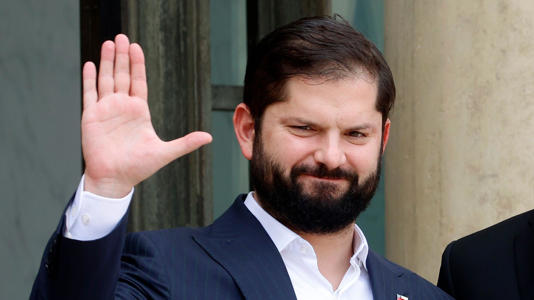 "NO tengo dudas de que MADURO ha intentado cometer ... FRAUDE": PRESIDENTE Boric se une al DESCONOCIMIENTO  del triunfo electoral del presidente de Venezuela 
msn.com/es-ve/noticias…