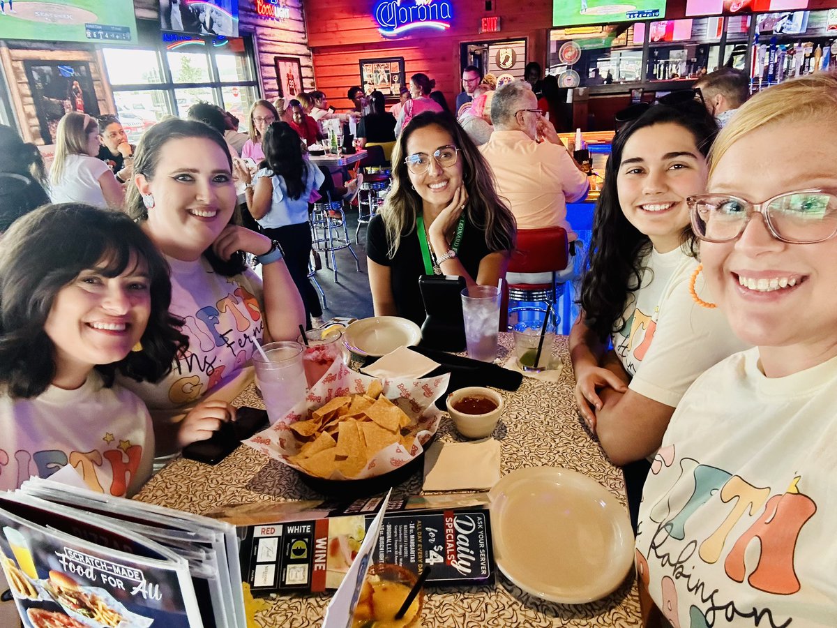 Leigh Phillips Rustom tweet media