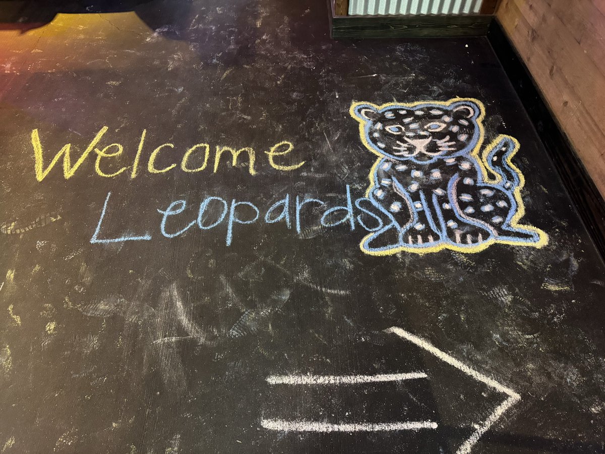 Leigh Phillips Rustom tweet media