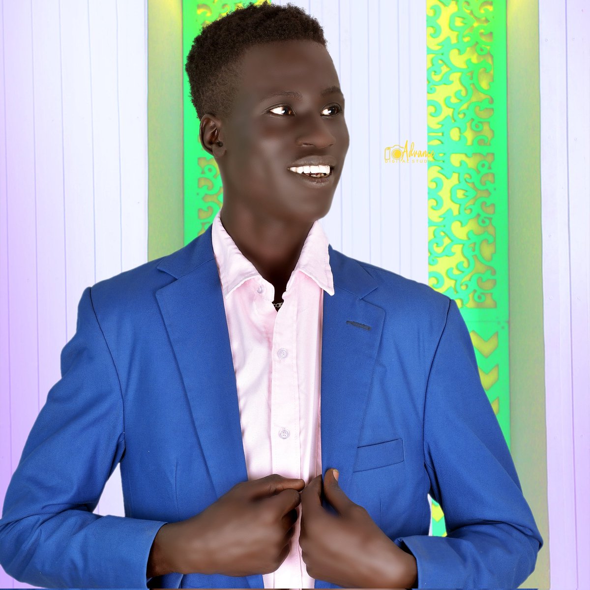 BICCOMEDIAN's tweet photo. #NewProfilePic

Happy birthday to me 🎉🎉 
+1

8th August 🎂 

Shit happens 
#biccomedian 
#presidentofcartoons
#wiseyouthcomedy https://t.co/FyxlDR0av7
