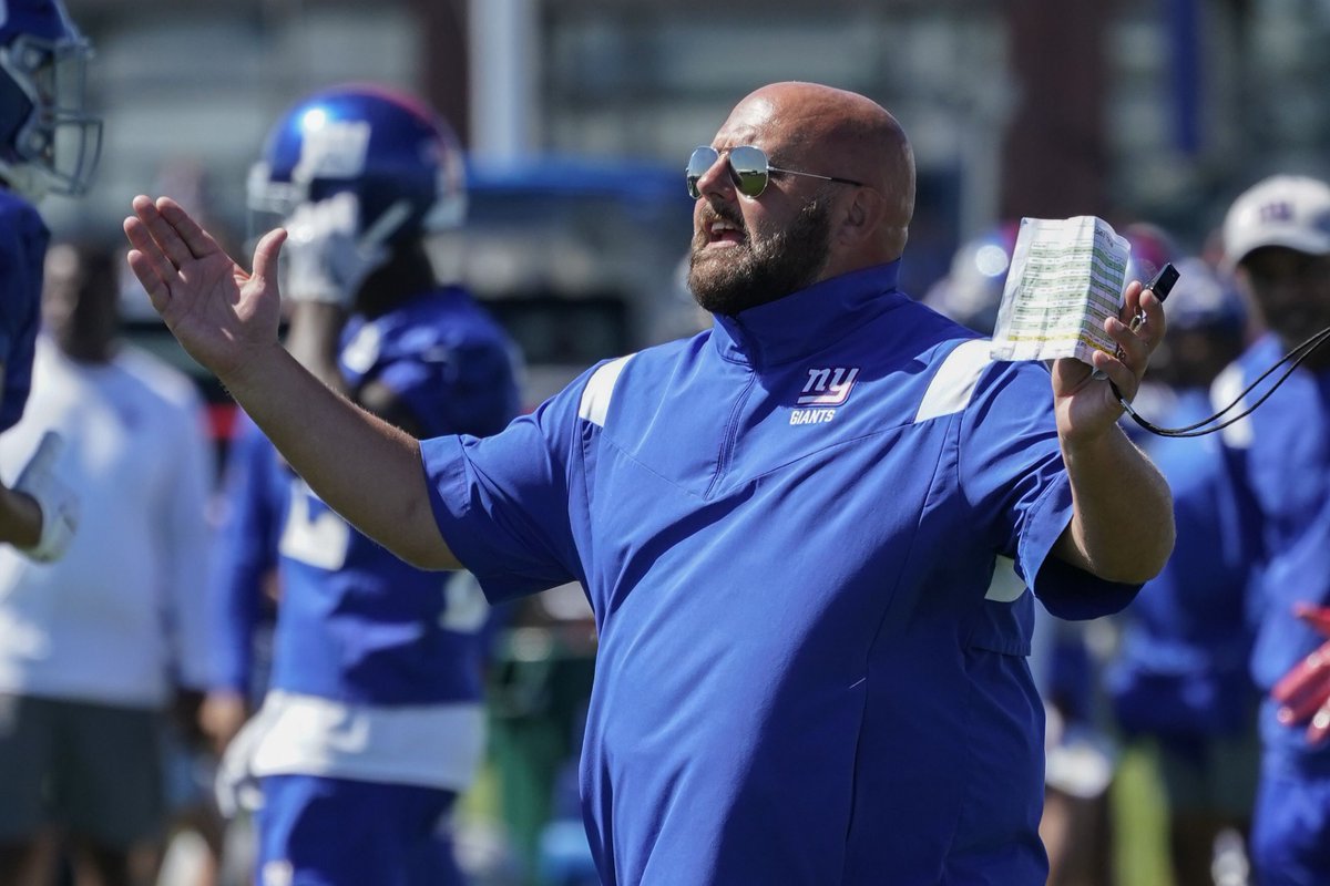 880ESPNNewYork's tweet photo. ICYMI w/ @Hardestyespn &amp; @gordondamer: 

@JordanRaanan joins the show to discuss how good Daniel Jones has looked so far, the pressure on Malik Nabers, &amp; the job security of Brian Daboll/Joe Schoen.  

LISTEN: https://t.co/svDJyjwC5P https://t.co/4msoMvOBdA