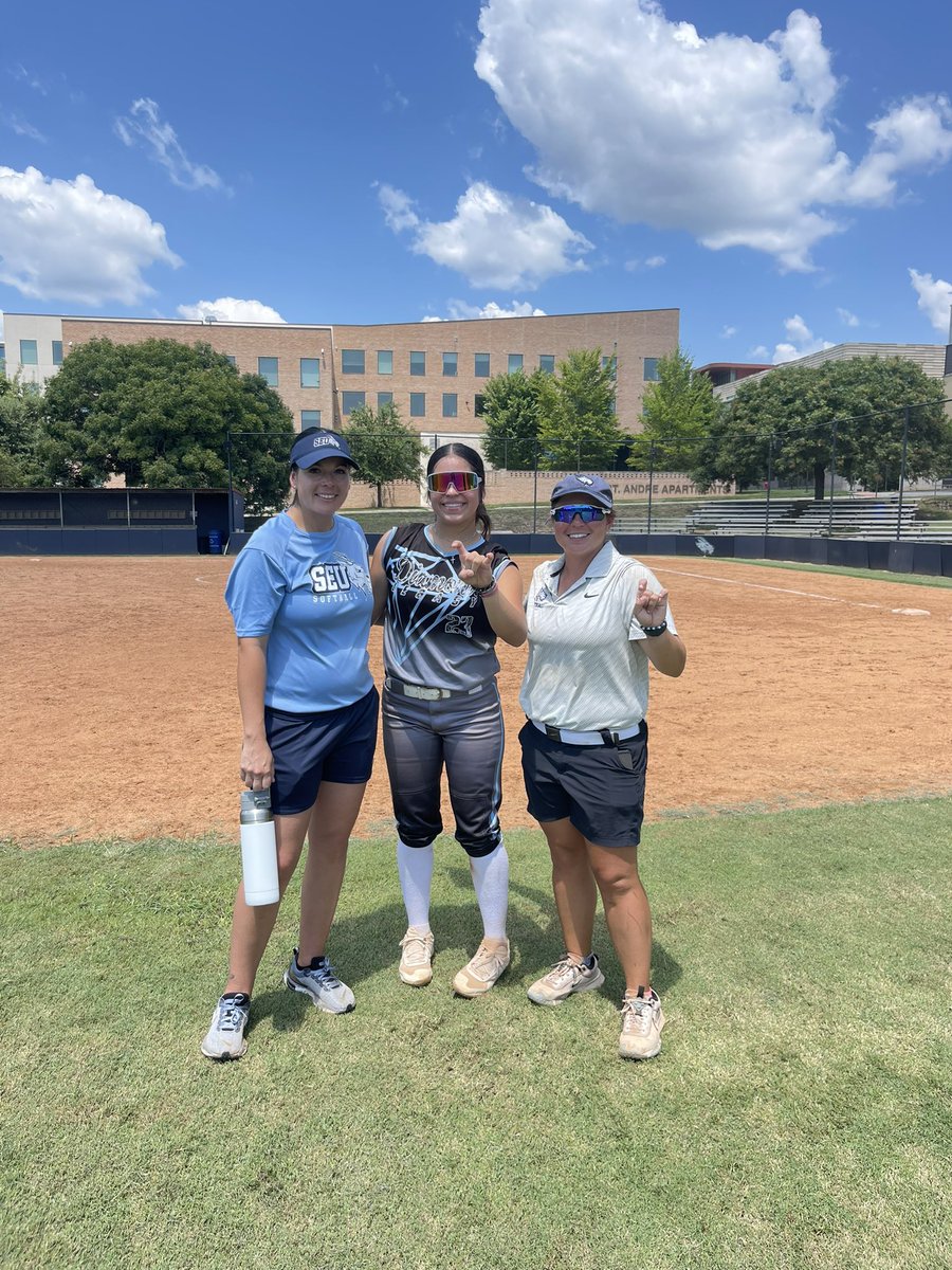 Jadelynn Uriegas tweet media