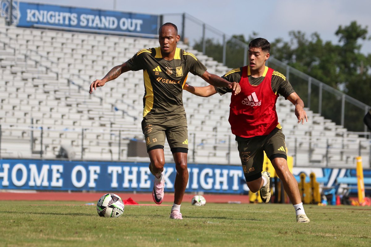 Tsmith47's tweet image. Thanks Tigres. Pleasure hosting you.