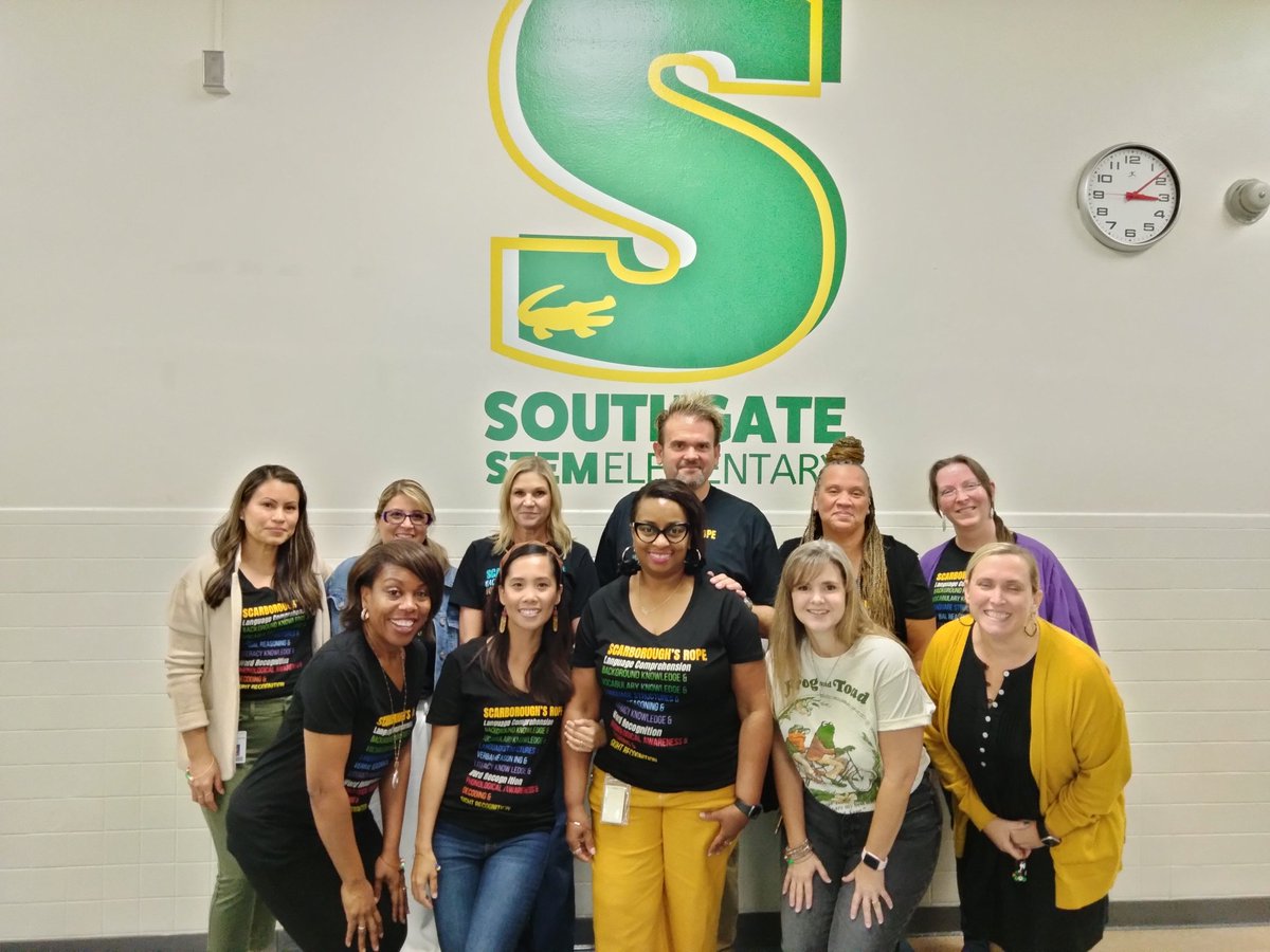 SFBashlia's tweet photo. Bringing in our amazing leaders to make this "Literacy Project" successful and we just got started⏳

Gracias!Salamat!Xie-Xie! Thank you! 💚

#GISDunmatched
@GISDTLD @Southgate_Gator
@gisdnews
@ChasityDBass @sara_r_graff @vguillory_renee https://t.co/Dw2WygVvlg