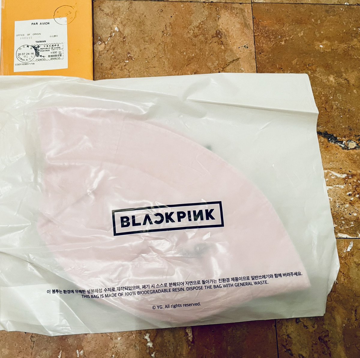 Jahnli's tweet photo. On Blackpink’s 8th Anniversary a mail call from @veve_official - my contest prize merch arrived, a bucket hat! Thanks so much!! No @KCollectionsss I’m not gonna unseal it to wear! https://t.co/verJbv2C6q