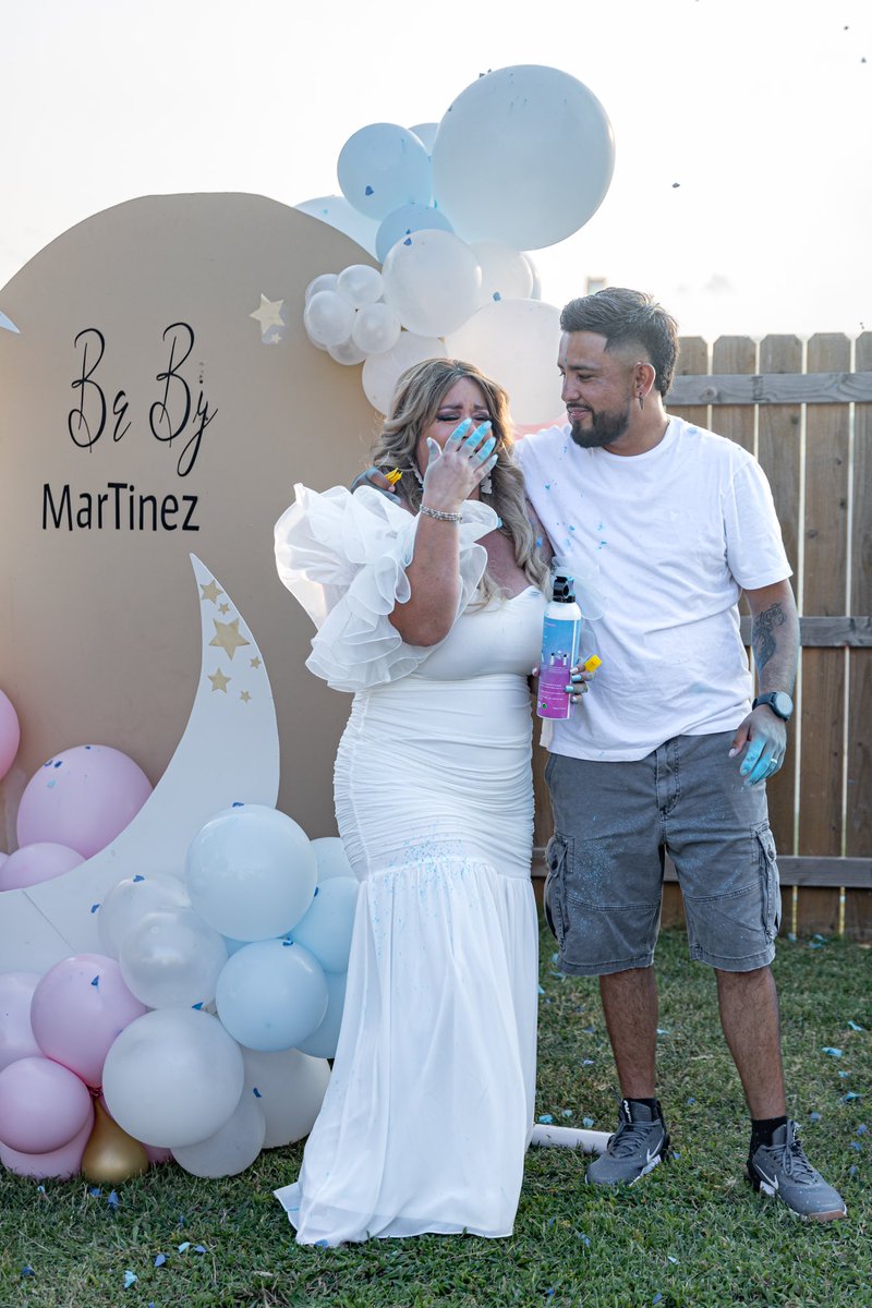 Mi mundo 🌎 se pinta de azul así que si Dios quiere terminaremos el año con un principito. 

#genderreveal #revelaciondegenero #baby #bebe