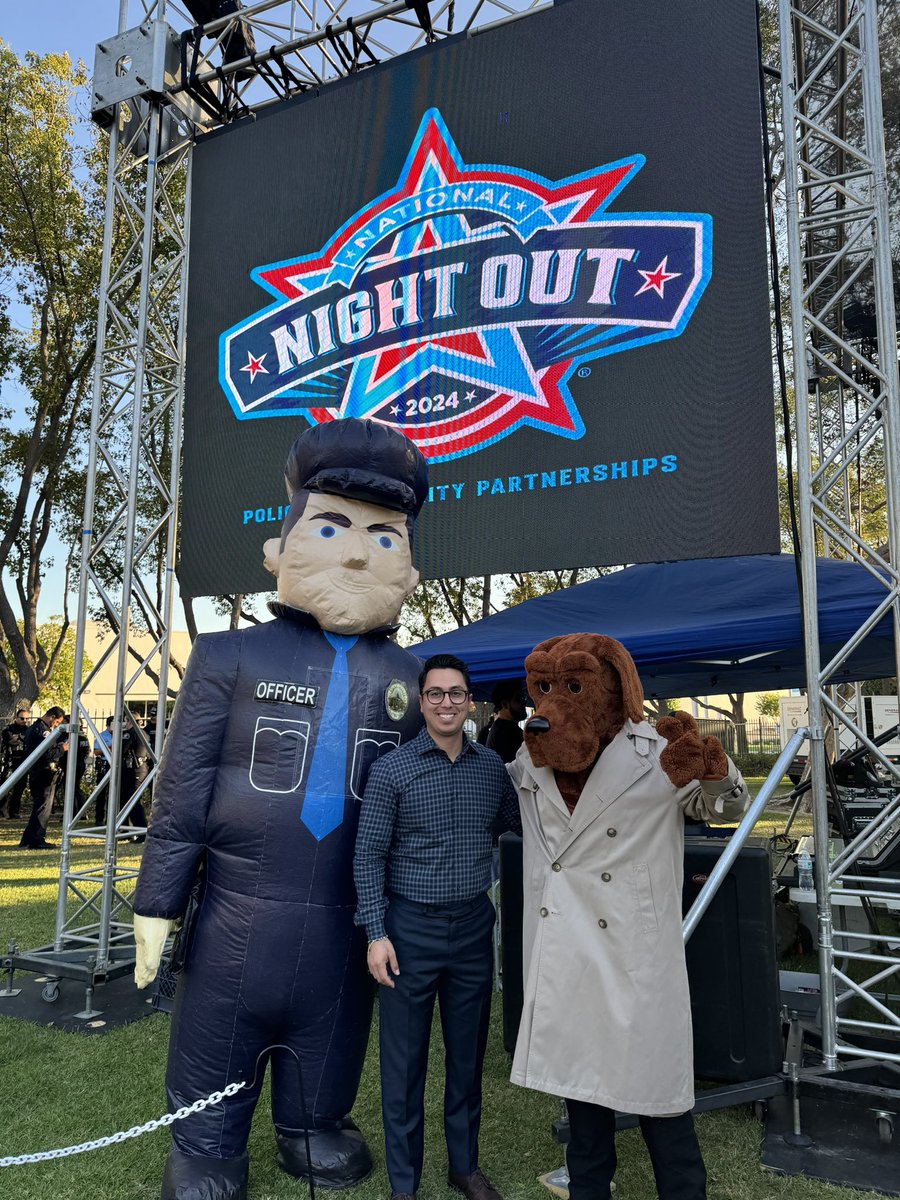 AsmPacheco's tweet image. A fabulous #NationalNightOut2024 yesterday evening across #AD64!  #TeamPacheco had a blast meeting constituents at our booths and passing out school supplies. Many thanks to the first responders for bringing our communities together. 🙌🏼