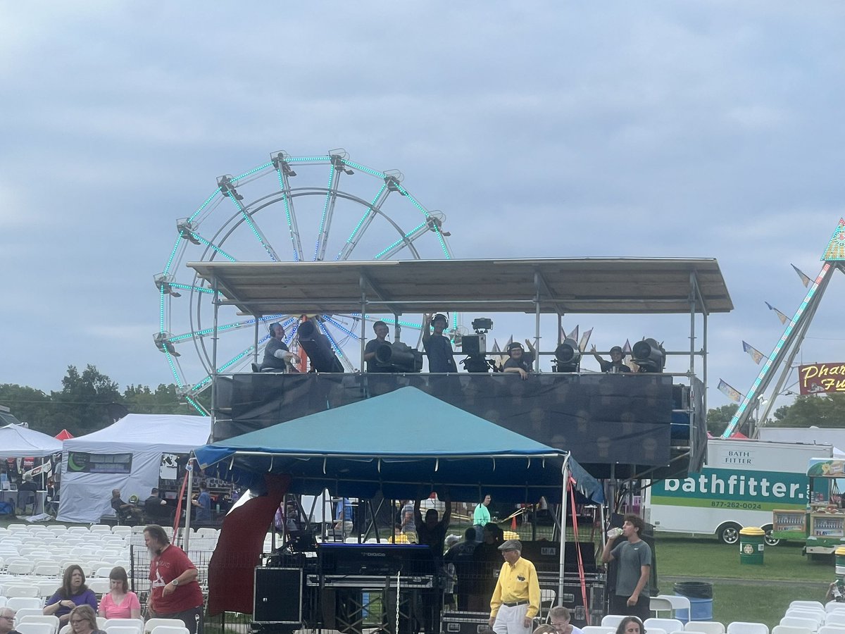 buddyashley97's tweet photo. Your main stage crew is ready for the queen contest! Good luck to all the ladies! #24washmofair https://t.co/UkdZcQ8gv0