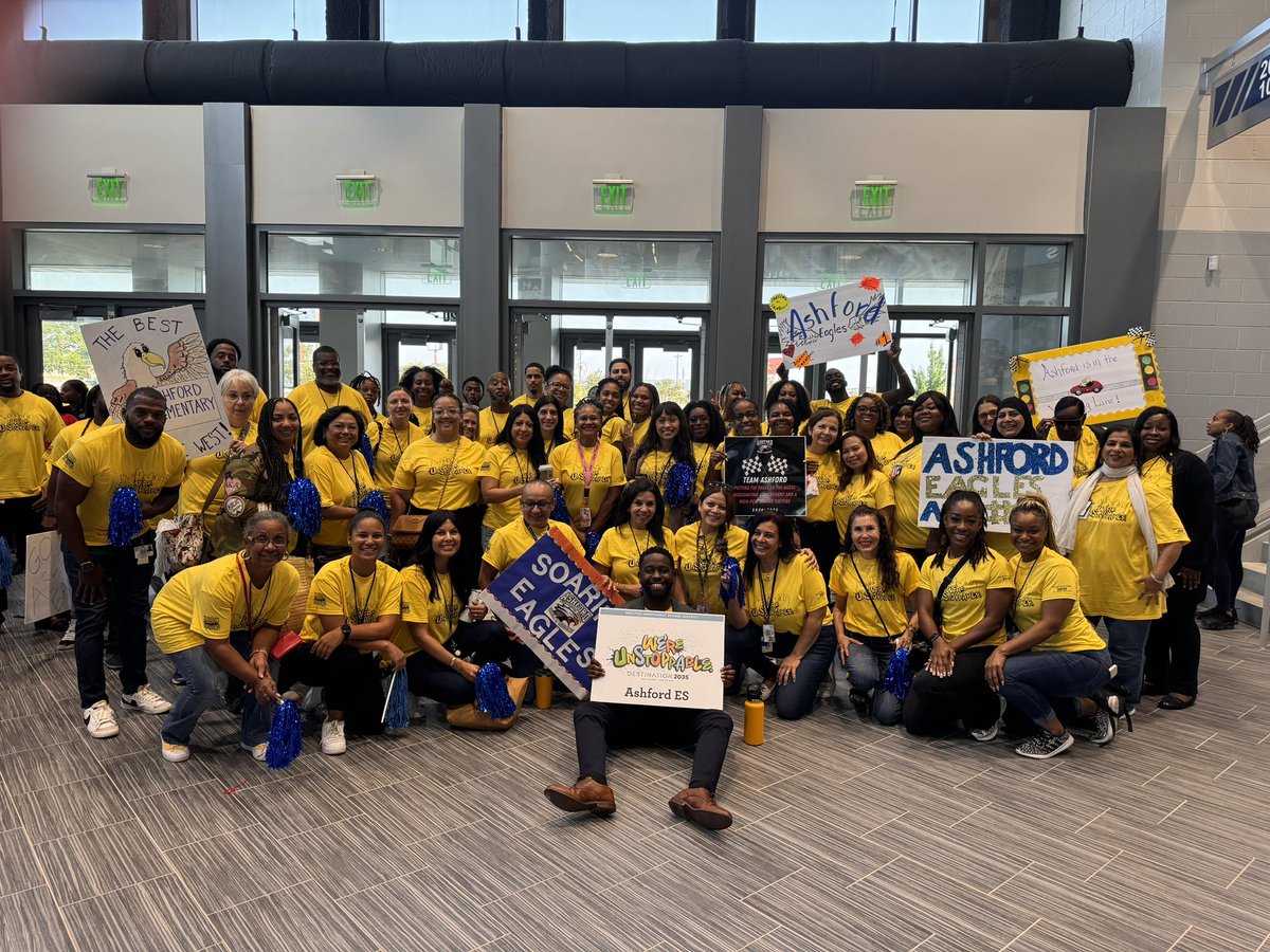 Mr_DDHarris's tweet image. Proud principal moment! Team Ashford represented well at this year’s district convocation. The energy was in the building and we are excited about the new school year!