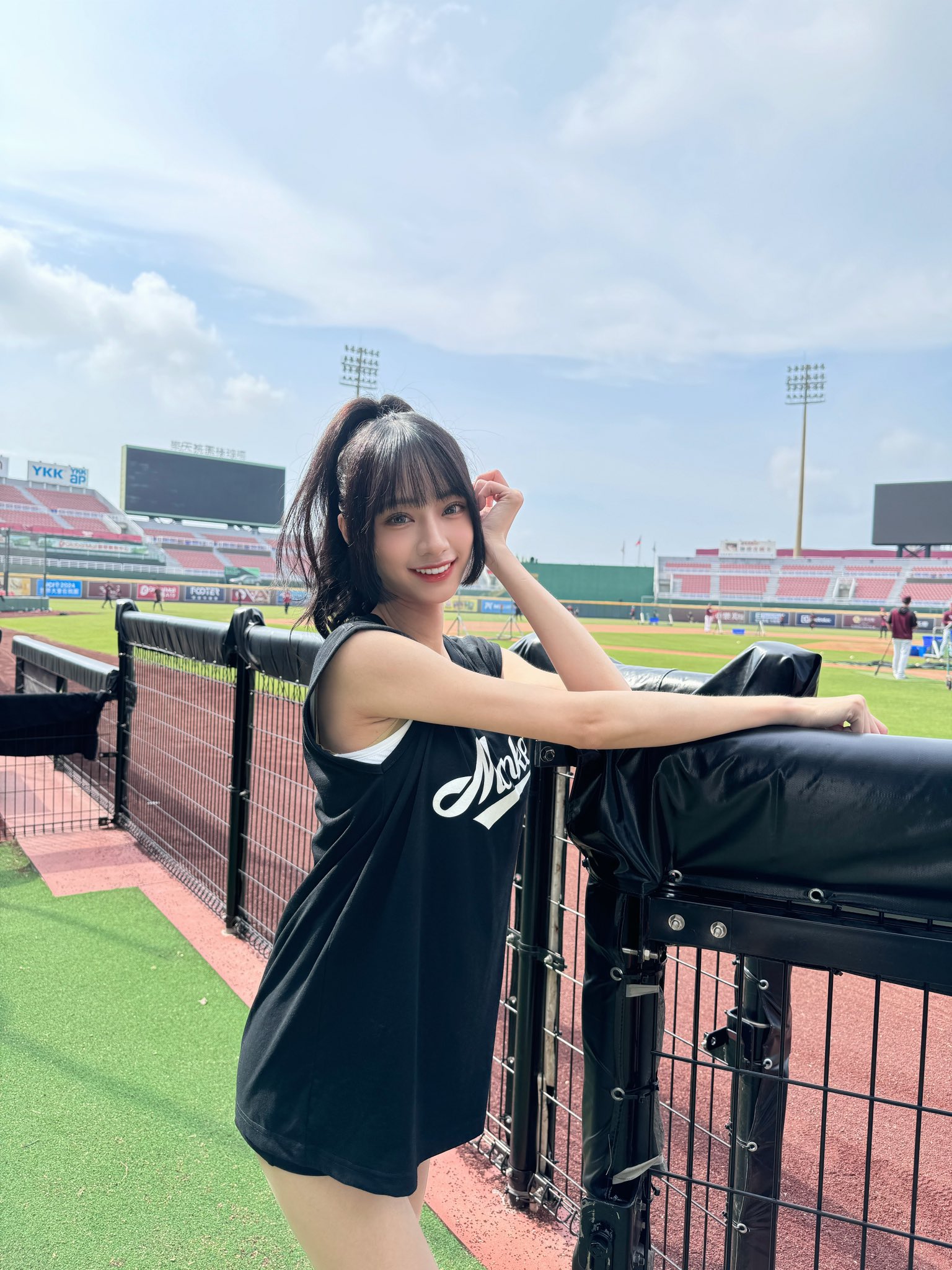楽天ガールズ　25年応援タオル GALIN 嘎琳　ガーリン 楽天ガールズ 25年応援タオル GALIN 嘎琳 ガーリン - メルカリ
