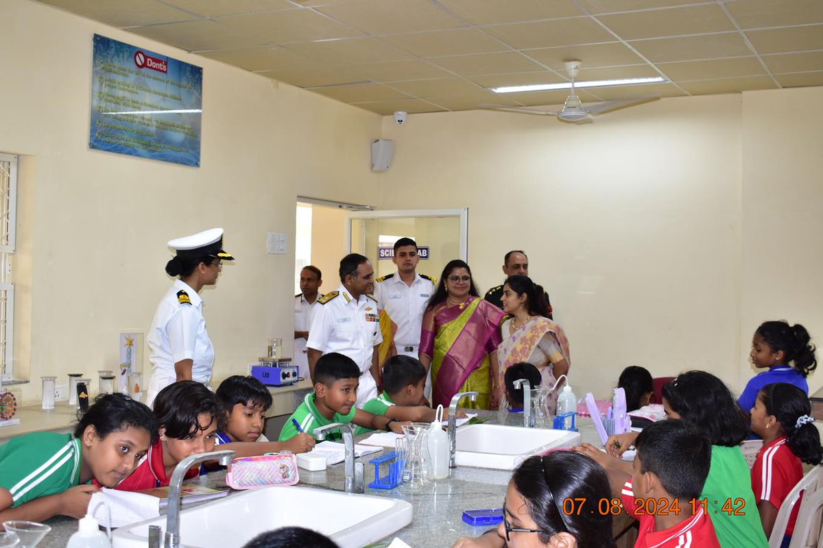 IN_NCSKochi's tweet photo. Honoured to welcome our esteemed Patron, VAdm V Srinivas, AVSM, NM, FOCINC (S) to NCS Kochi! Your presence inspires our students to achieve new heights. Thank you for your unwavering support! #PatronVisit #StudentMotivation👩‍🎓 #NCSKochi👨‍🎓 https://t.co/E0GIYmODEH