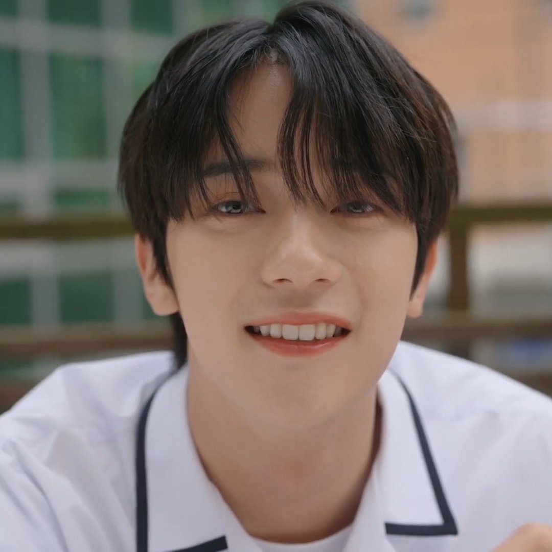 ricooxOX's tweet photo. He's so pretty ☹️ https://t.co/xOa65KEFpA
