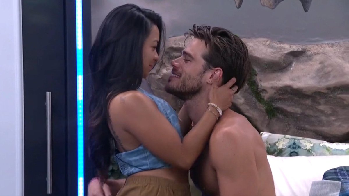 BigBroMeme's tweet photo. Alright Allison you better rig tf outta this AI comp for Tucker tomorrow! - I know you want this! #BB26 https://t.co/DoCRD95uhP