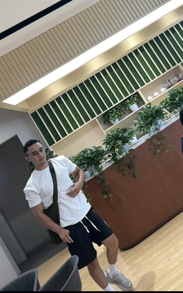 010土著胡同：狠哋哋 tweet media