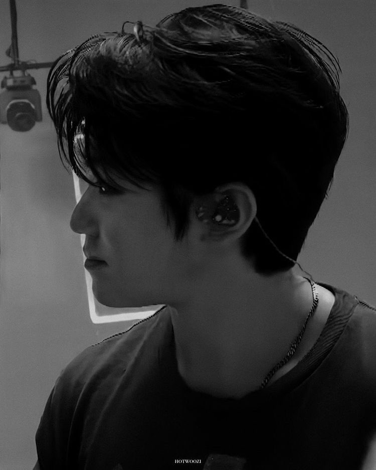 2_guo95's tweet photo. 이때의 우찡을 즐김 https://t.co/RHAfeMikNY