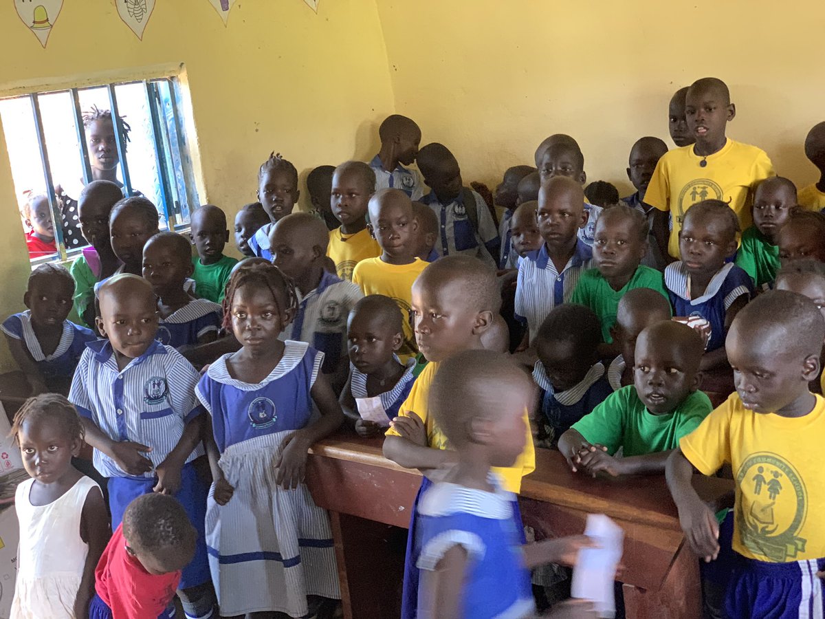 Ubuntu Community School tweet media