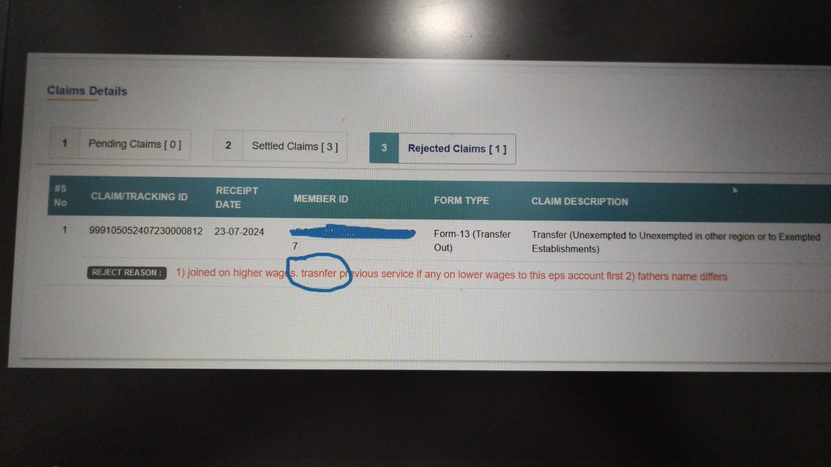 appupadhy's tweet photo. Hello @socialepfo ,
There is a grammar mistake in your website and you suggest that my father's name differs, I downloaded the Form-13 from your website and just signed and attached, where is my mistake. 

Note : check "transfer" spelling in your warning message. https://t.co/eKol9d1TbT