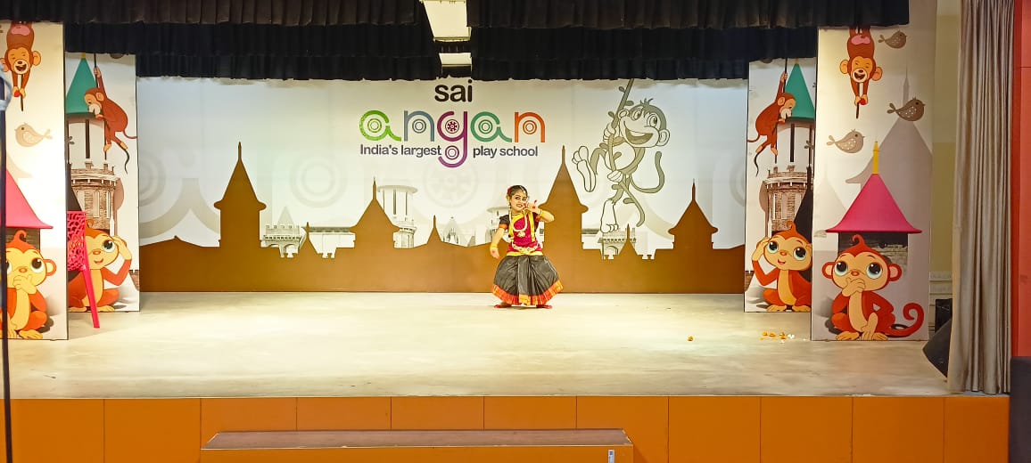 SAI_Edu_In's tweet image. With synchronized steps and exuberant expressions, they create a captivating spectacle that leaves the audience tapping their feet and yearning for more.
#spotlight #vibrantcostumes #amazingexperience
#folkdance #classicaldance