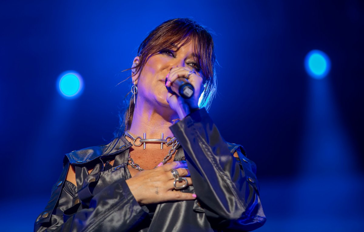 MasDUnoGipuzkoa's tweet photo. Con Eduardo Yañez
Déjame que te cuente 08/08/2024 https://t.co/g3VlaayeKm
@vanesamartin_
#SierraSonora Viniegra
@omarisquino
#CuerpoEscombro @danirovira @currovelazquez
@Mariajo_Noain #Aspasia
#ElogioDeLasManos #JesúsCarrasco @Seix_Barral
#LaTumbona @PalenzuelaG https://t.co/LDN52Qs7cZ