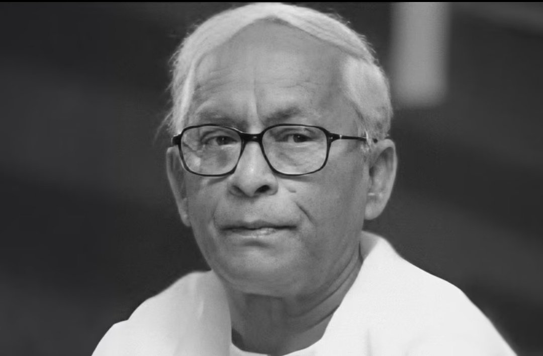 mukherjee_munai's tweet photo. Former Bengal chief minister Buddhadeb Bhattacharjee passed away at his Palm Avenue residence in south Calcutta on Thursday morning. He was 80 https://t.co/y1VsUAWSbG
