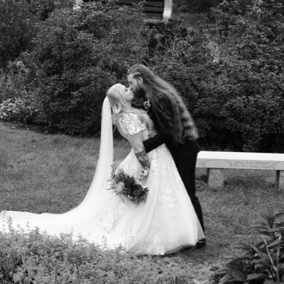 Rebeccastone99's tweet photo. #NewProfilePic https://t.co/orCUYQHHnH