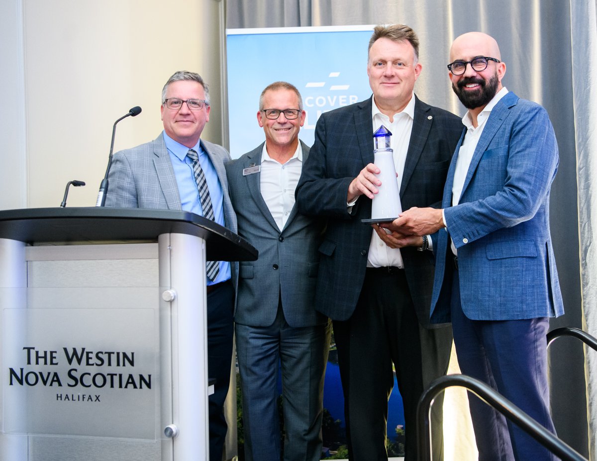 Today, HFX president, Peter Van Praagh, proudly accepted the inaugural Take the Lead, Beacon Event Award from Mayor <a href="/MikeSavageHFX/">Mike Savage</a> on behalf of Halifax International Security Forum.

This award, from <a href="/meethalifax/">Discover Halifax</a> in partnership with @hfxcity, recognizes an event that