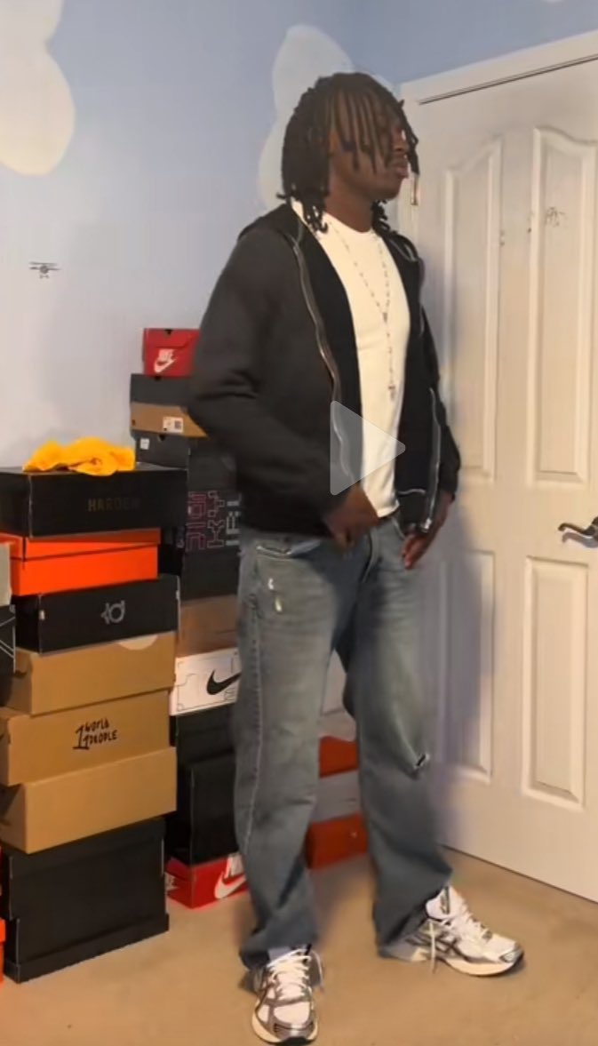 expensive garments 🌬️🤾🏿‍♂️ tweet media