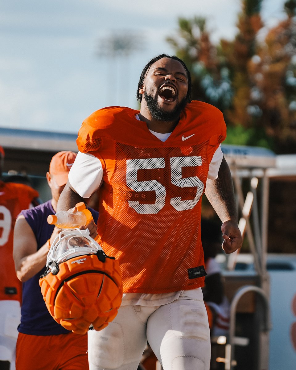 Clemson Football tweet media