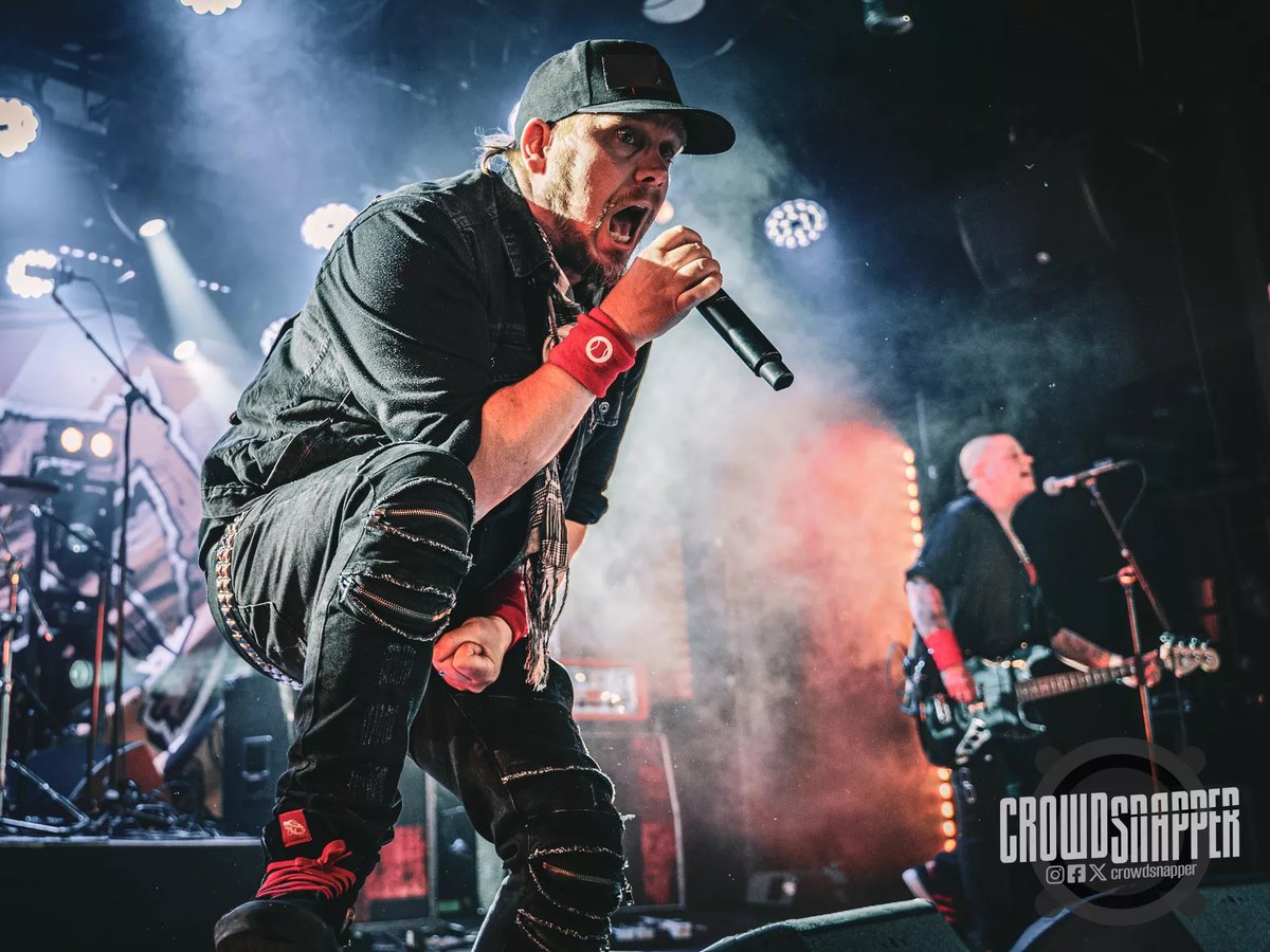CrowdSnapper's tweet photo. Punk-rockers Mimikry at Liseberg this past Friday!
Check out more pictures and read more about the show on https://t.co/40pei1in3M
Direct link: https://t.co/av7IVnJQcy
#concertphotography #livemusic #crowdsnapper #mimikry #hjalleochheavy #punkrock #punk #rock #konsertfoto https://t.co/0OnmFqc6ir