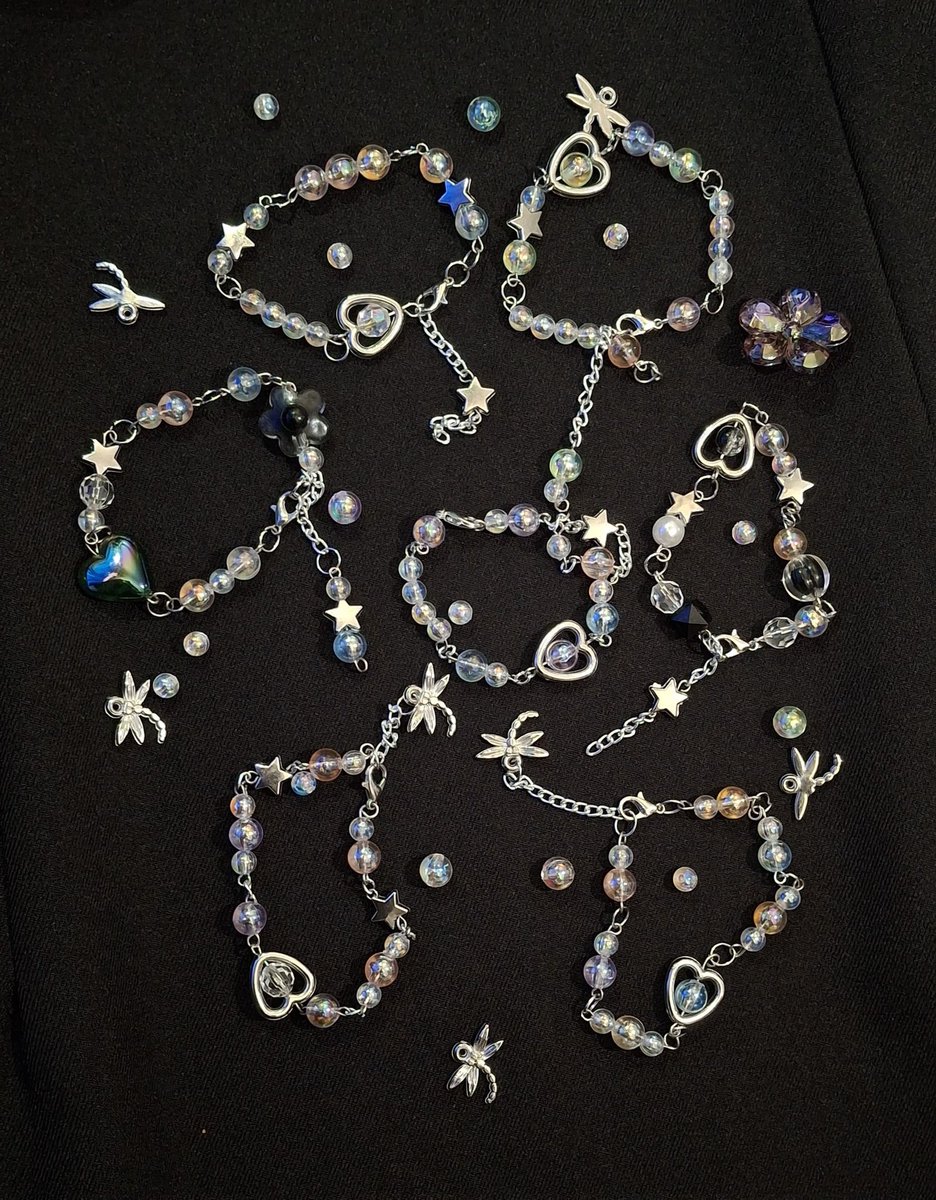 [ help rt  ] #zonauang 

Wts want to sell bracelet beads hanmade

☆ Price: start from 10.000 - 20.000
☆ Open req design 💌
☆ bisa co 🍊
☆ bisa ukuruan
☆ Exc pack
📍Jakarta