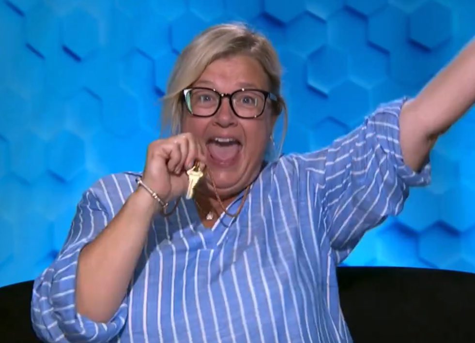 melbrown00's tweet photo. Angela’s journey has been a gag every single week 💀💀
 #bb26 https://t.co/XmVHLc8RKL