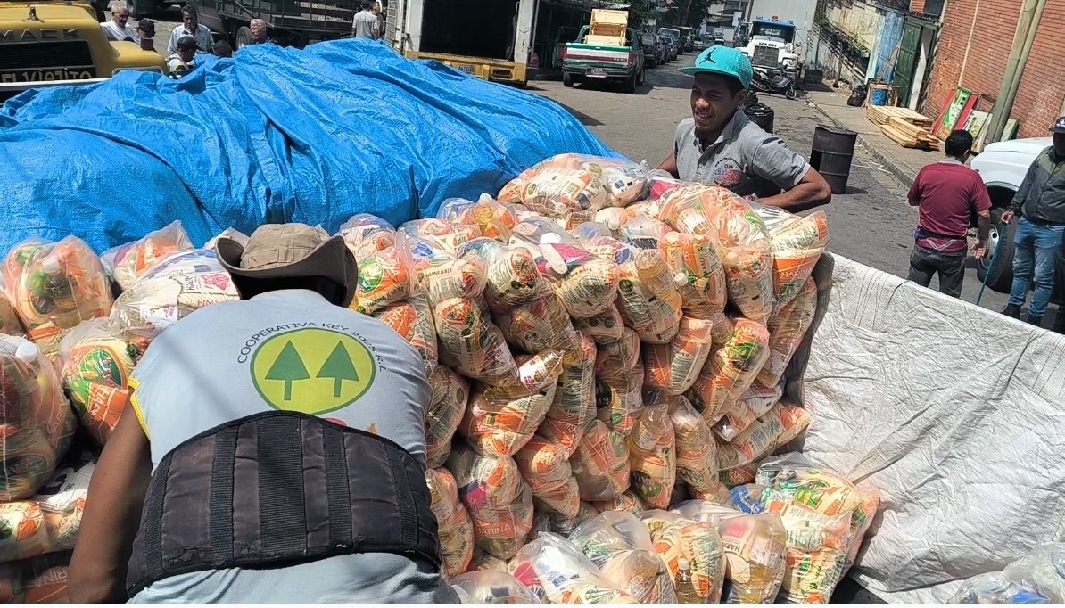 Abastos Bicentenario tweet media