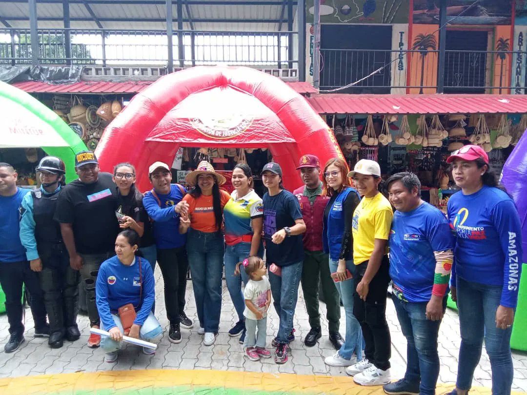Amazonas se viste de fiesta, color y alegría con el lanzamiento del Plan Vacacional Comunitario Mostacho Fest 2024 "Nuestra Patria". 

El Movimiento por la Paz y la Vida desde Atures dice ¡Presente y en marcha! Por + alegría y felicidad
#JusticiaSoberana